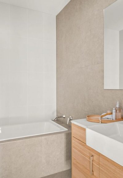 Altona-Townhouse-10-Bathroom-e1715423216211-1200x676
