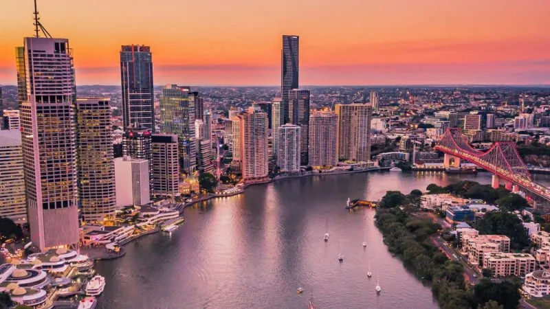 Top 5 Reasons To Use A Real Estate Agent When Finding Your Dream Home in Brisbane